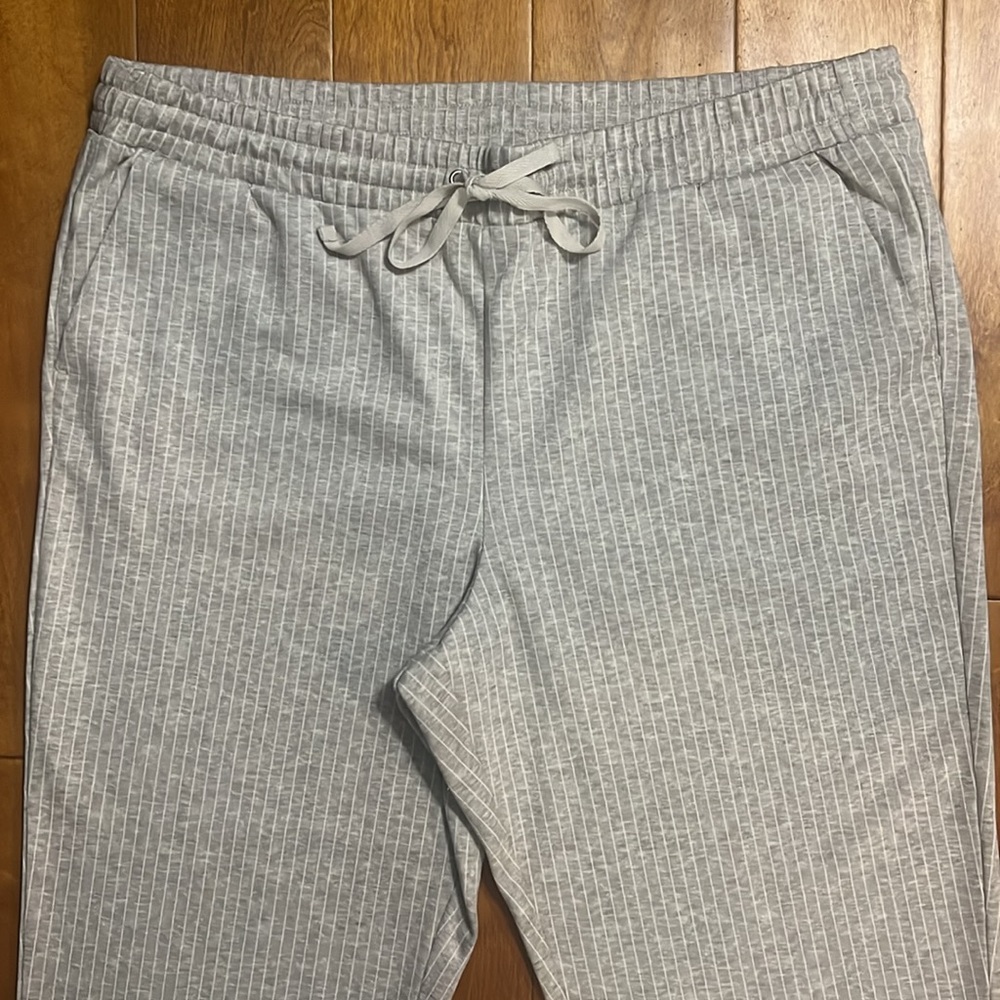 LOFT Light Gray Ribbed Drawstring Lounge Pants - Picture 3 of 11